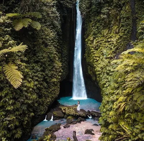 leke leke waterfall